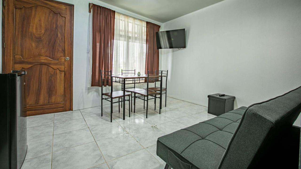Coati Arenal Lodge La Fortuna Ngoại thất bức ảnh