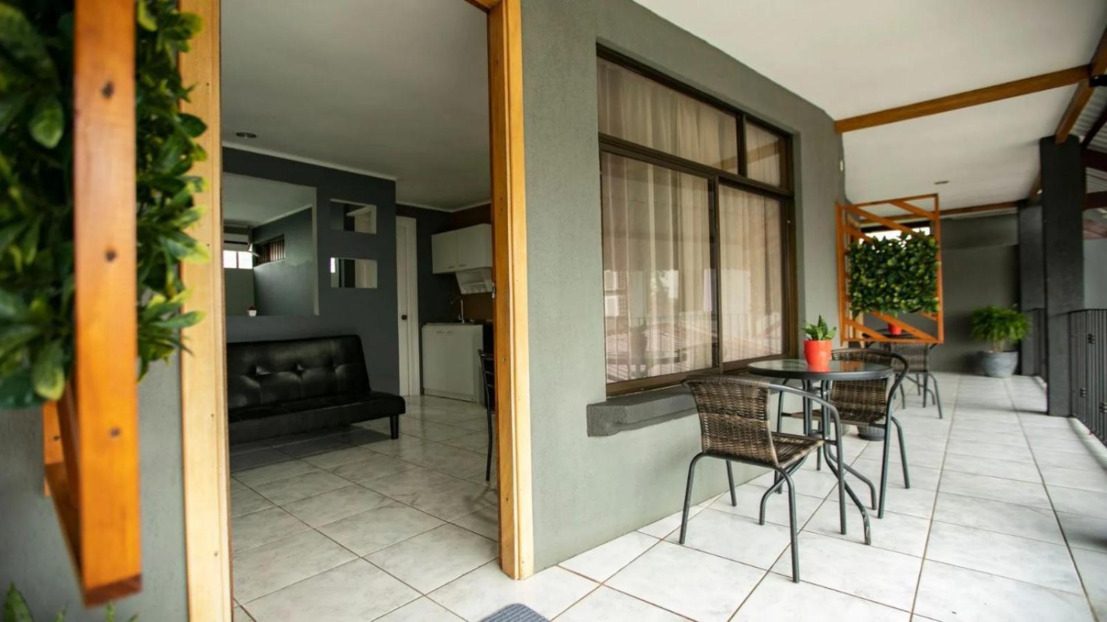 Coati Arenal Lodge La Fortuna Ngoại thất bức ảnh